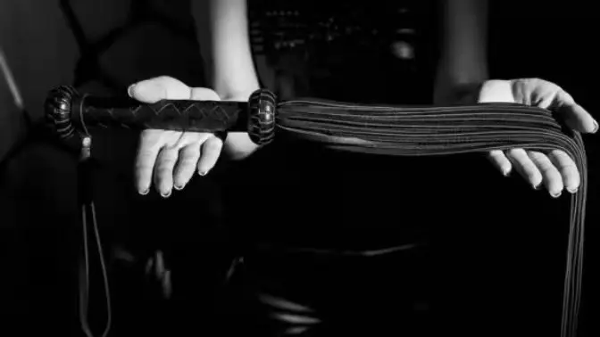 西檬之家-BDSM M倾向是什么？字母圈新人入圈指南